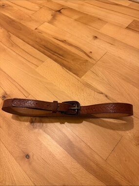 Classic Brown Leather Women’s Belt with Leather Buckle